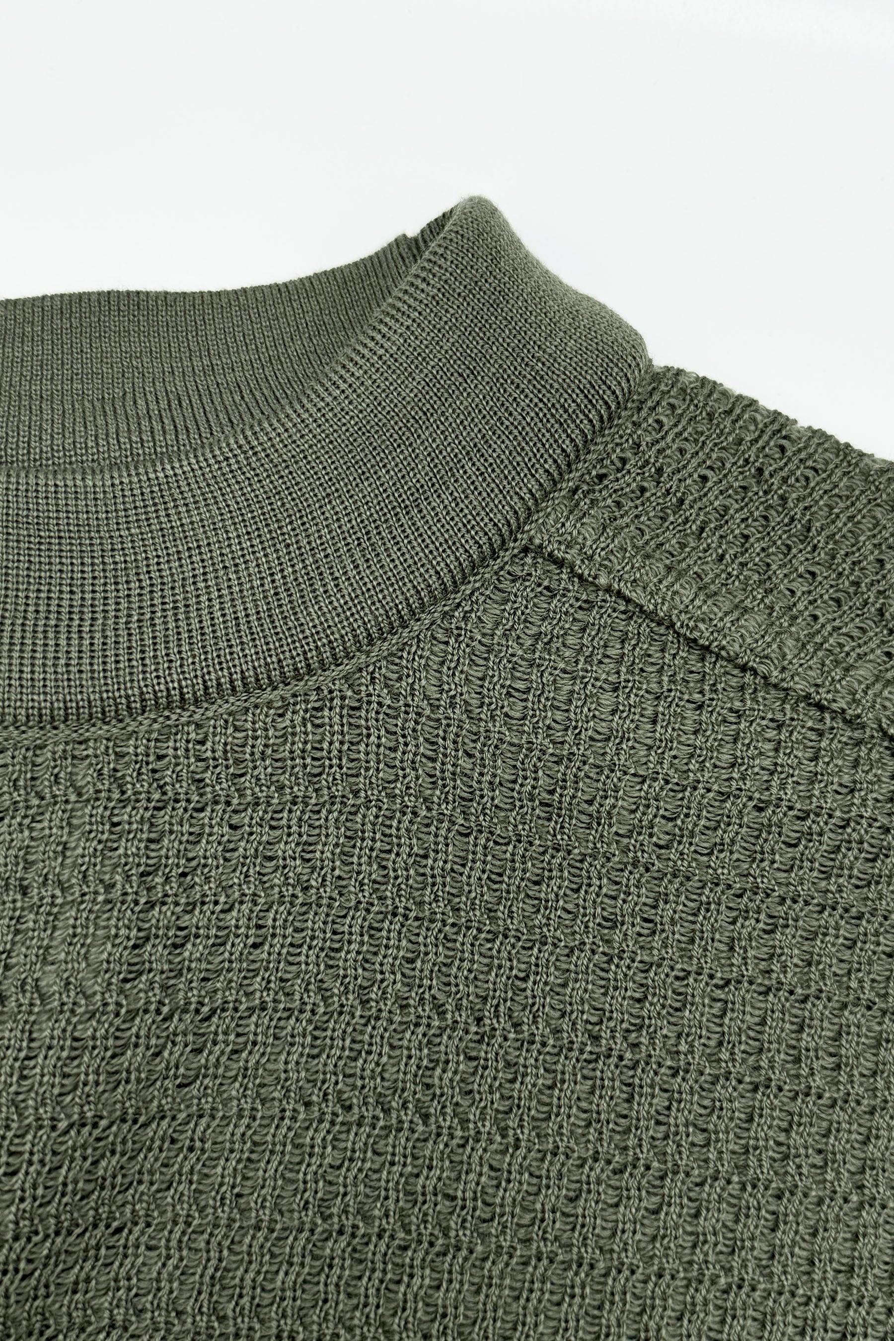 ROENTGEN-II crew neck | rund hals, natural green (f) - Image 4