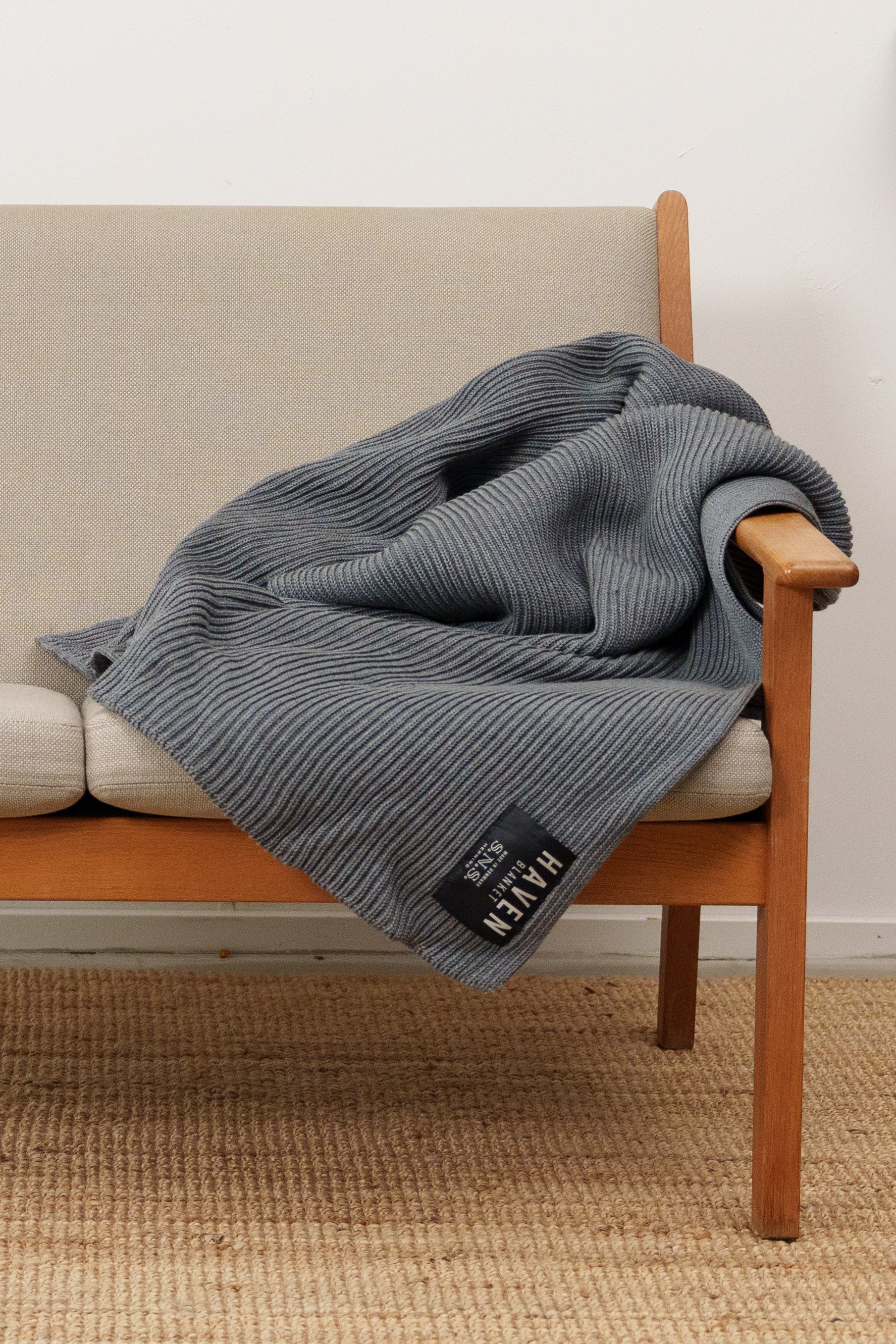 HAVEN blanket, warm grey melange - Image 3