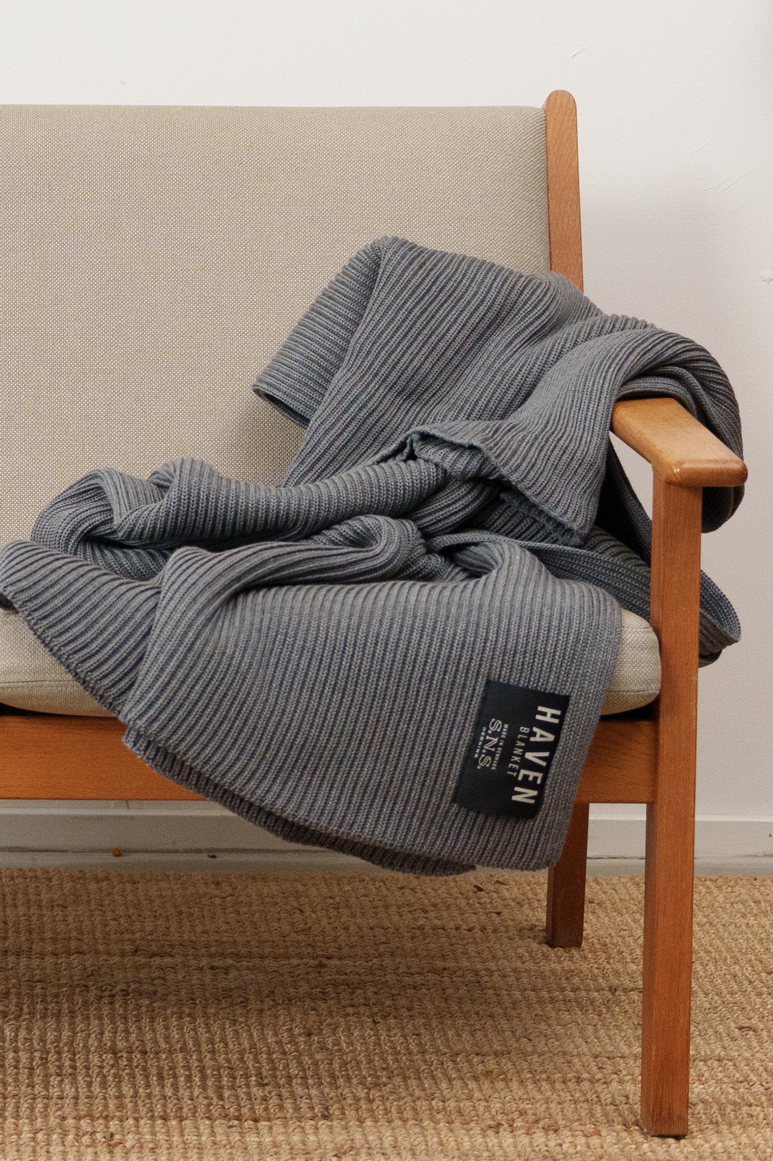 HAVEN blanket, pale grey melange - Image 3